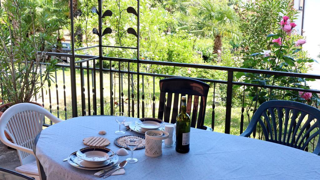 Green Garden Apartment Опатия Стая снимка
