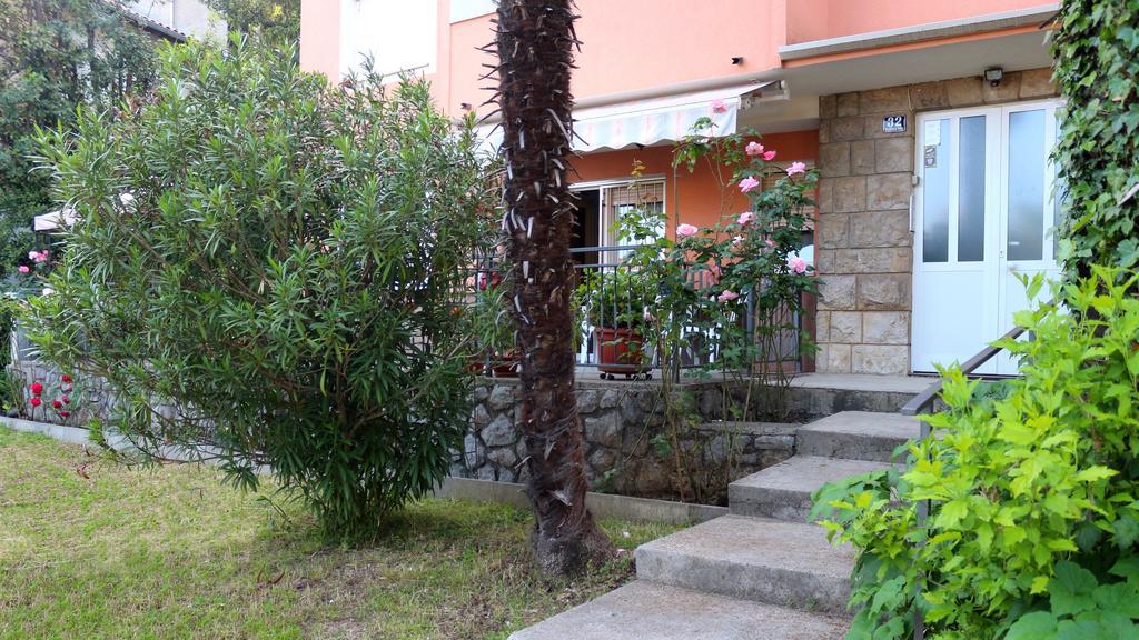 Green Garden Apartment Опатия Стая снимка