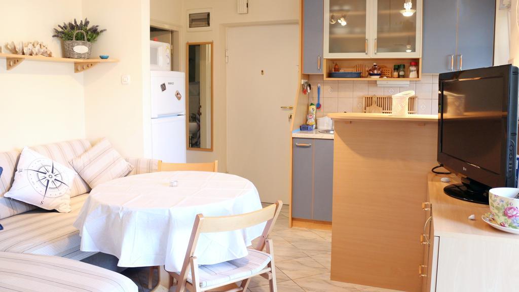Green Garden Apartment Опатия Стая снимка